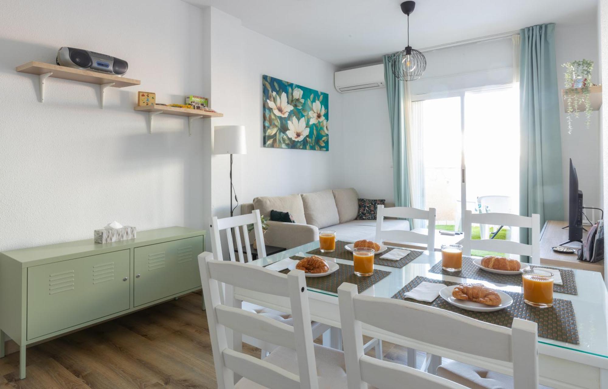 Rodas Apartment Torrevieja Exteriör bild